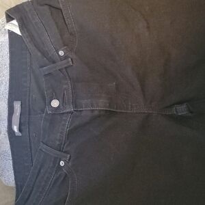 Levi's Women's Black Curvy 529 Skinny Leg Jeans